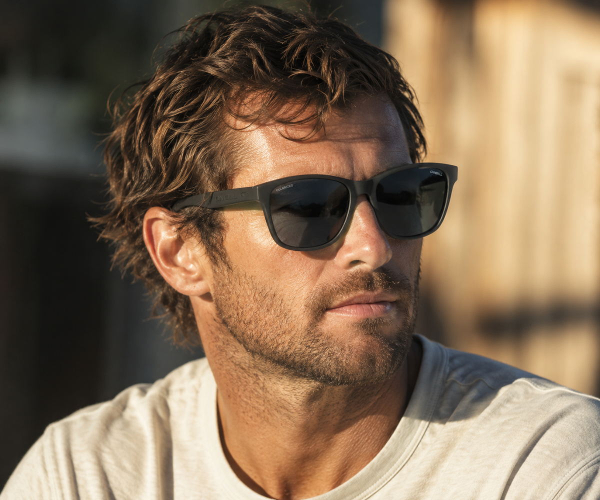 O'Neill ONS-OFFSHORE-104P Matte Black, Green Sunglasses - Offer